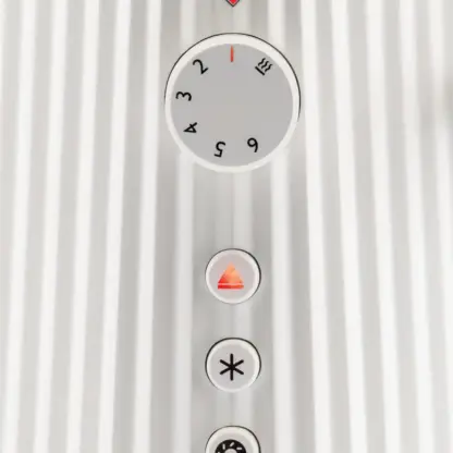 Alessi Plisse Toaster 2 Slice White close-up of the controls