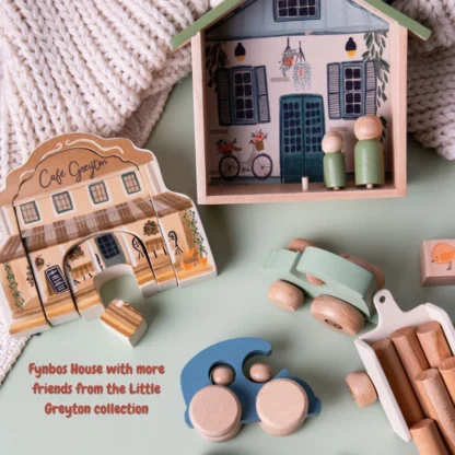 Fynbos House Play Set with friends from Little Greyton Collection